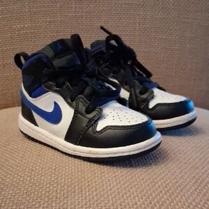 Nike Jordan Kids Black White Blue Sneakers Size 7C